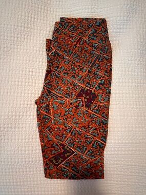 LuLaRoe Orange Floral Geometric Leggings